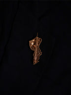 The molten lips - brooch